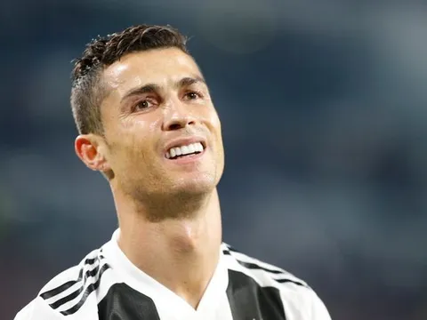 Xong! Ronaldo bị loại khỏi Top 3 QBV