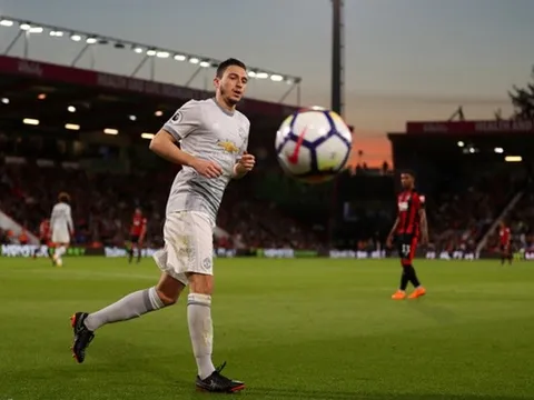 Nóng! Mourinho ra quyết định khó tin với sao bị "ruồng bỏ"