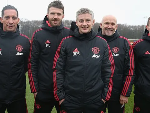 "Yếu nhân" tiết lộ tương lai khiến người Man Utd hoảng loạn