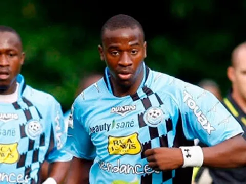 Y.Toure - Từ "người thừa" Ligue 1 đến ngôi sao bóng đá Việt Nam