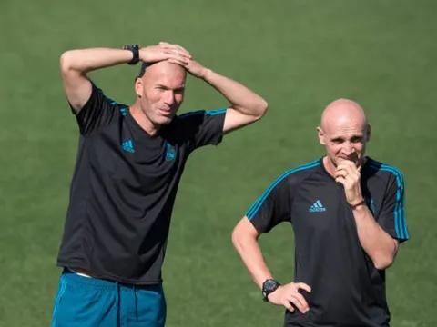 Zidane 'ôm đầu' vì các học trò quá sung