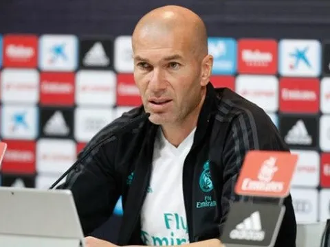 Zidane tiết lộ thời điểm Real đàm phán gia hạn cùng Ronaldo