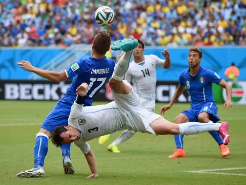 01h45 ngày 08/06, Italia vs Uruguay: Mối thù 3 năm