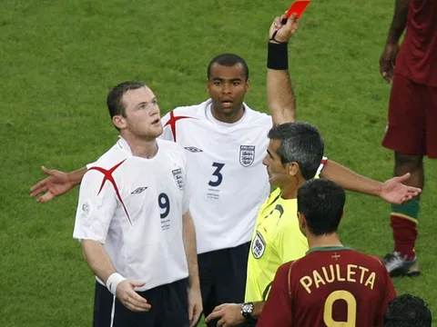 Top 5 thẻ đỏ khủng khiếp nhất lịch sử World Cup