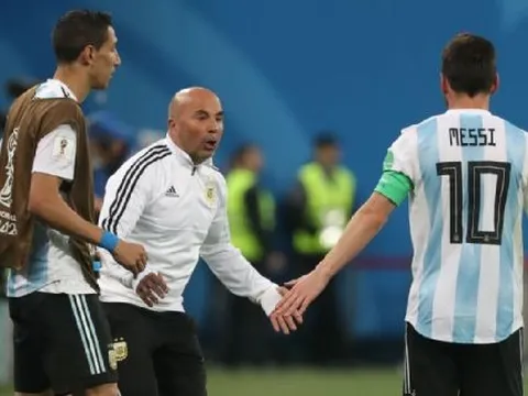 XÁC NHẬN: Messi không nắm quyền chỉ đạo Argentina