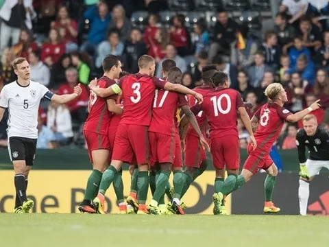 'Cứu rỗi' Man Utd, sao trẻ được Mourinho thưởng lớn