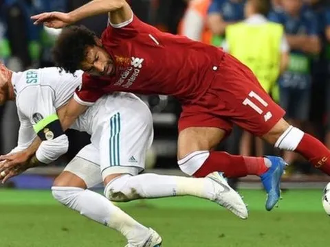 SỐC: Salah tố Ramos dối trá, có khả năng bỏ lỡ World Cup