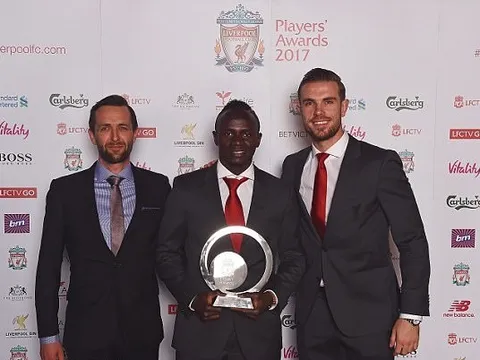 Sadio Mane được Liverpool vinh danh