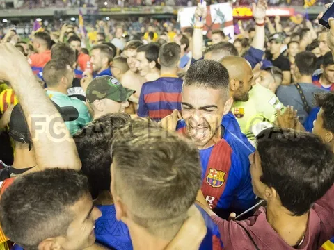 Barca B vui mừng tột độ trong ngày thăng hạng