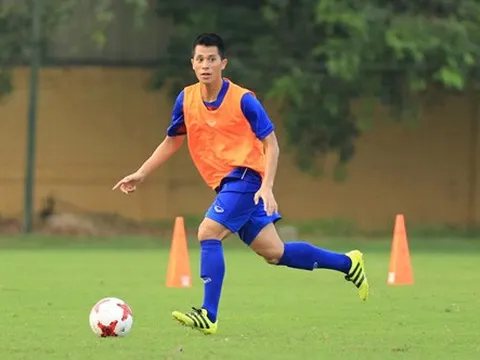 Bác sĩ tiết lộ mức độ chấn thương của 'trung vệ thép' U23 Việt Nam