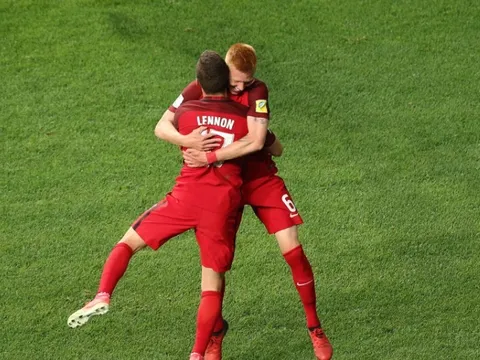 Các đồng đội sẽ phát choáng với bộ siêu tập xế hộp khủng của CR7