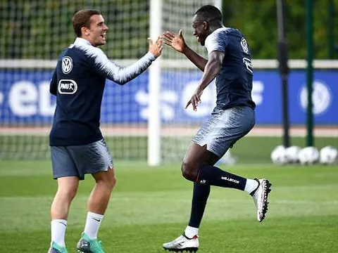Griezmann và dàn sao tuyển Pháp cực 'nhắng' trên sân tập