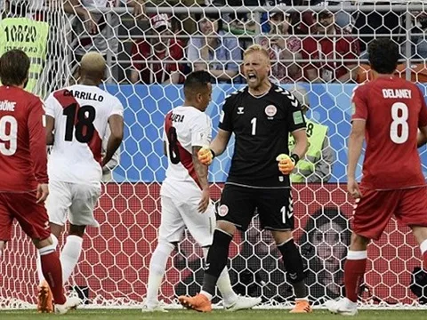 Chấm điểm Đan Mạch: "Ngàn lời yêu" cho Kasper Schmeichel