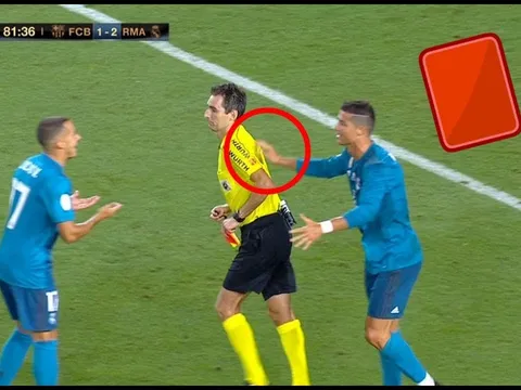10 lần Ronaldo 'đi tắm sớm' trong sự nghiệp