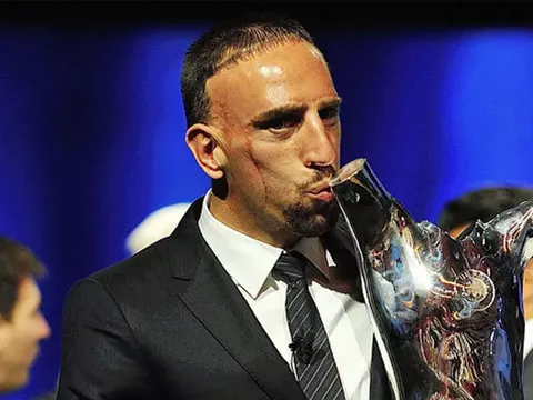 Nhìn lại 10 năm Ribery ở Bayern: 'Gã mặt sẹo' huyền thoại