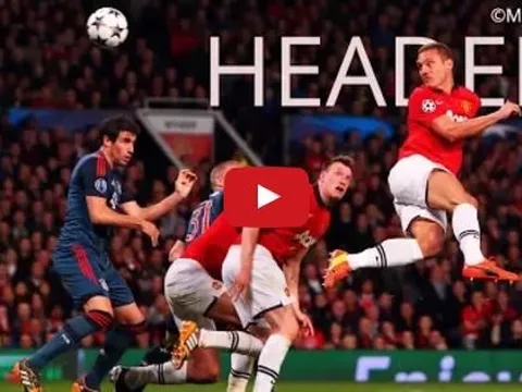 10 pha đánh đầu thành bàn đẹp nhất lịch sử Man United