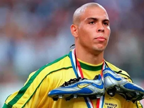 10 siêu sao trở lại mạnh mẽ sau nỗi hổ thẹn World Cup
