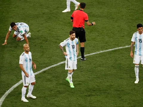 Argentina thảm bại: Nỗi hổ thẹn của những "ông kễnh"