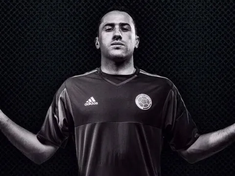 Bất chấp phong độ của Petr Cech, Arsenal vẫn đồng ý cho David Ospina ra đi