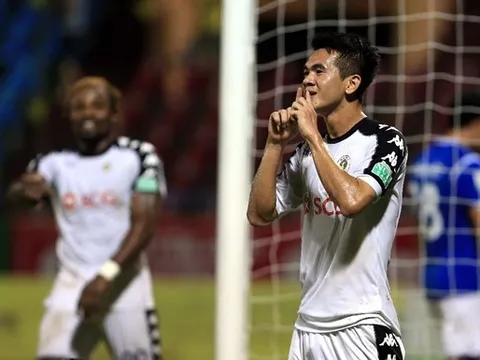 5 điểm nhấn vòng 17 V-League: HAGL chia điểm; Hà Nội FC thẳng tiến đến ngôi vương