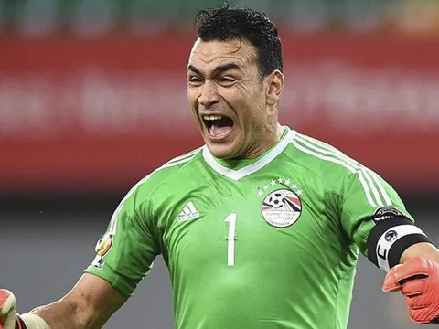 5 'ông già gân' thi đấu tại World Cup