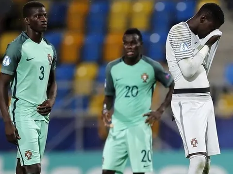 Ghi tới 4 bàn, "đàn em Ronaldo" vẫn ngậm ngùi rời cuộc chơi