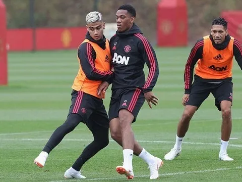 Đây, dấu hiệu CHỐT tương lai Martial tại Man Utd