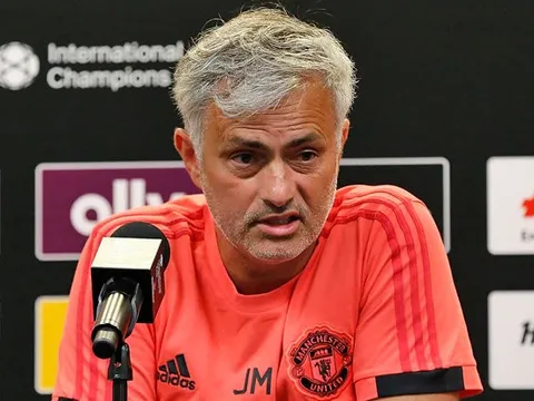 Mourinho TIẾT LỘ kế hoạch tuyển mộ tân binh trước khi TTCN đóng cửa