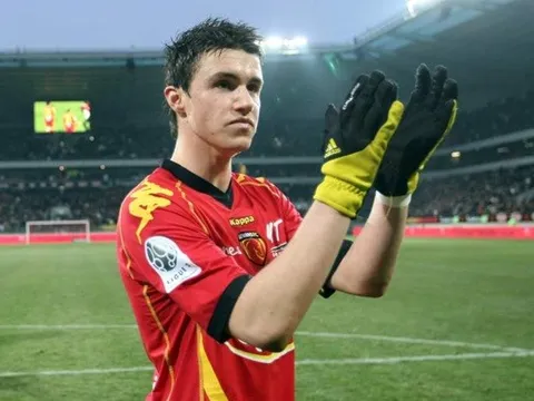 Các cầu thủ Ajax lên đường dự chung kết với Man Utd