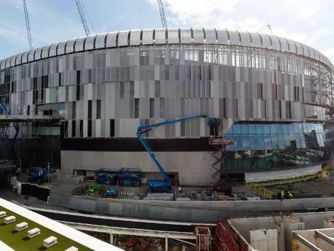 Sân nhà mới của Tottenham đẹp lung linh