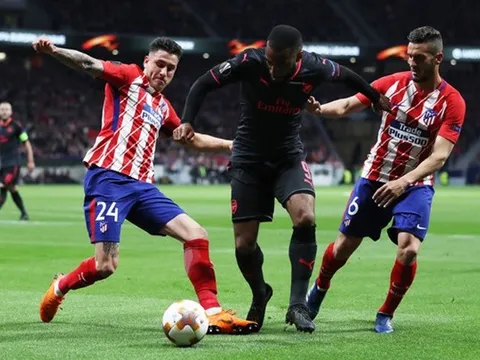 Muốn vô địch, Atletico cần khóa chặt hai cánh Marseille