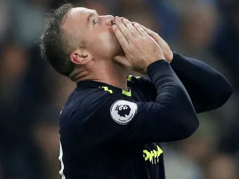 200 bàn thắng, Rooney làm bùng nổ cộng đồng mạng