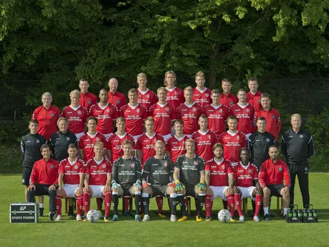 Đan Mạch công bố danh sách dự World Cup 2018 - Lord Bendtner phải ngồi nhà