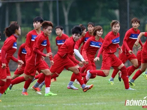 Tuyển nữ Việt Nam "đội mưa" chờ gặt vàng SEA Games 29