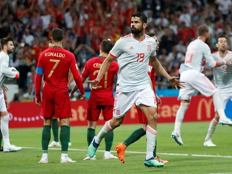 Diego Costa kết thúc cơn đau đầu 4 năm của Tây Ban Nha