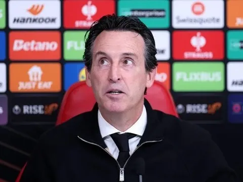 Unai Emery khen ngợi học trò không hoảng loạn sau bàn thua