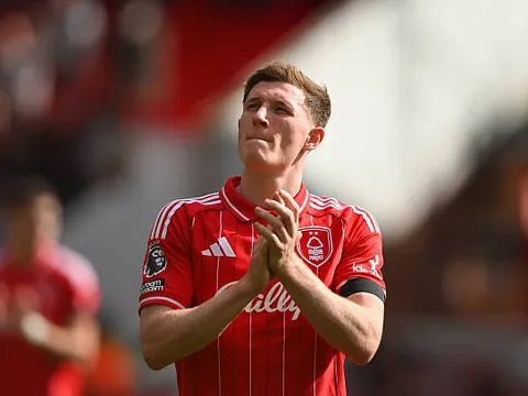 Elliot Anderson đưa Nottingham Forest tiến sát trận chung kết lịch sử