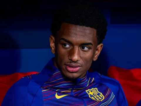 Tin đồn chuyển nhượng tối 1/5: MU tăm tia Alejandro Balde; Bernardo Silva tới Barca
