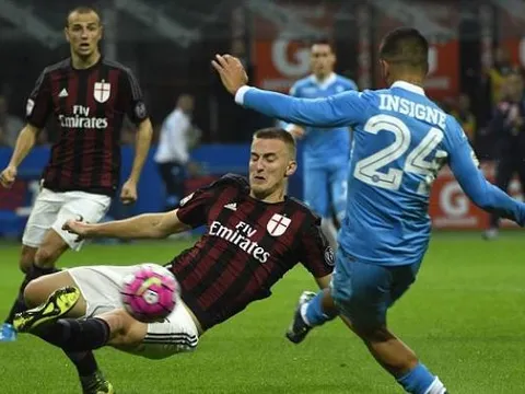 20h00 ngày 15/04, AC Milan vs Napoli: Phải thắng