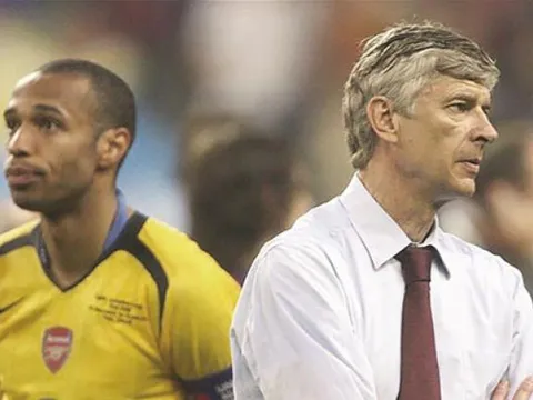 22 năm ở Arsenal, điều gì khiến Wenger tiếc nhất?