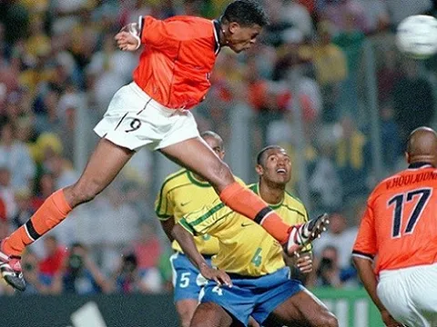 Kluivert: Chúng ta sẽ được chứng kiến một World Cup đầy màu sắc