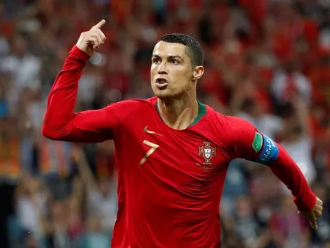 Vì sao Ronaldo mới là Maradona, không phải Messi?