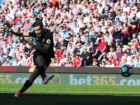 Bộ đôi Nam Mỹ tỏa sáng, Liverpool ngược dòng thần kỳ trước Stoke