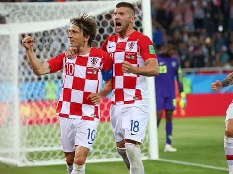 'Nhạc trưởng' của Real Madrid lập công, Croatia thắng nhẹ Nigeria trận mở màn