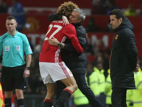 3 lần "van xin", Mourinho vẫn nhận kết đắng từ trò cưng