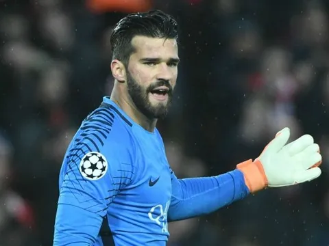 3 thống kê khủng của Alisson khiến Liverpool không thể không mua
