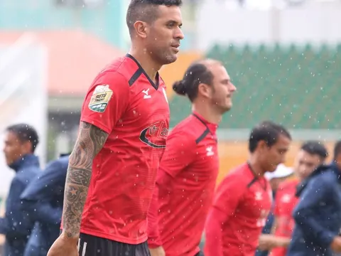 Huỳnh Kesley - Gonzalo và xứ mệnh giải cứu "con thuyền đắm" mang tên TP.HCM