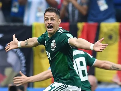 Thăng hoa trước tuyển Đức, fan M.U đòi Ban lãnh đạo đem Chicharito trở lại