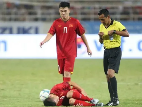 Chấn thương Quang Hải: Fan lo lắng, thầy Park báo tin mừng