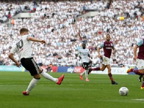 Đánh bại Aston Villa, mục tiêu của Man Utd mang Fulham đến với giải Ngoại hạng